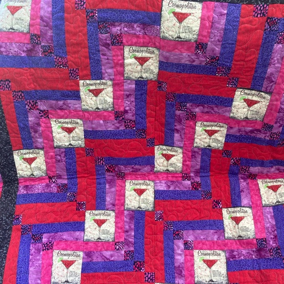 Brand new handmade quilt deminsions 48 inches x 42 inches - Picture 3 of 4